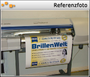 Aufkleberduck auf einem kleinen Roland Digitaldrucker